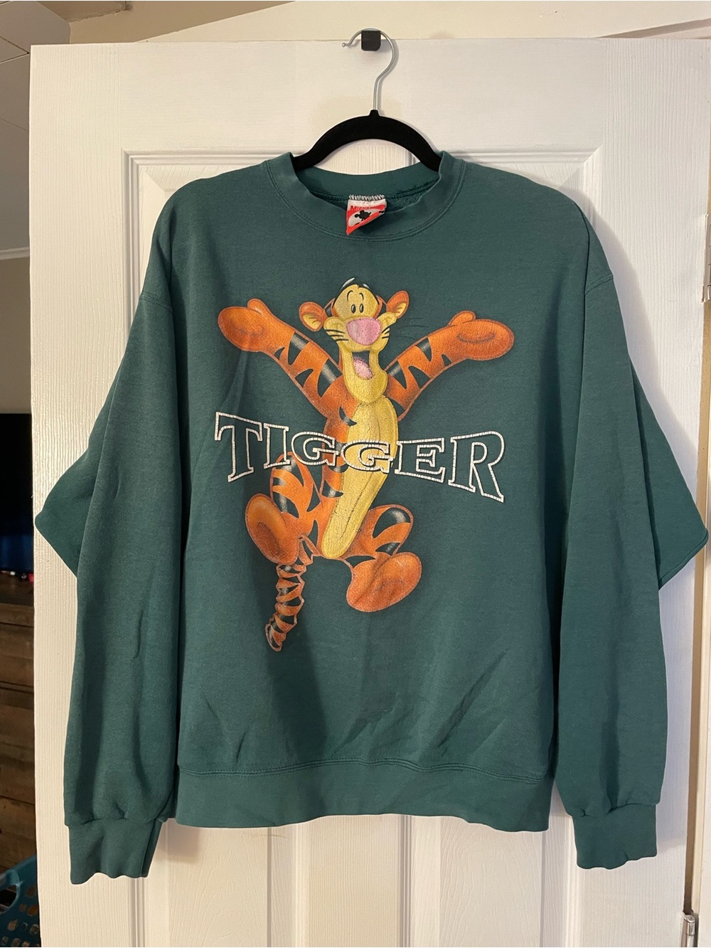 Tigger Graphic Crewneck Sweatshirt - Green